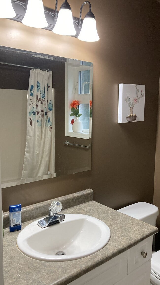 Photo - 2490 Tanner Rd