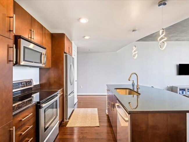 Photo - Luxury High Rise Condo Available 4/25/26! Unit 1807