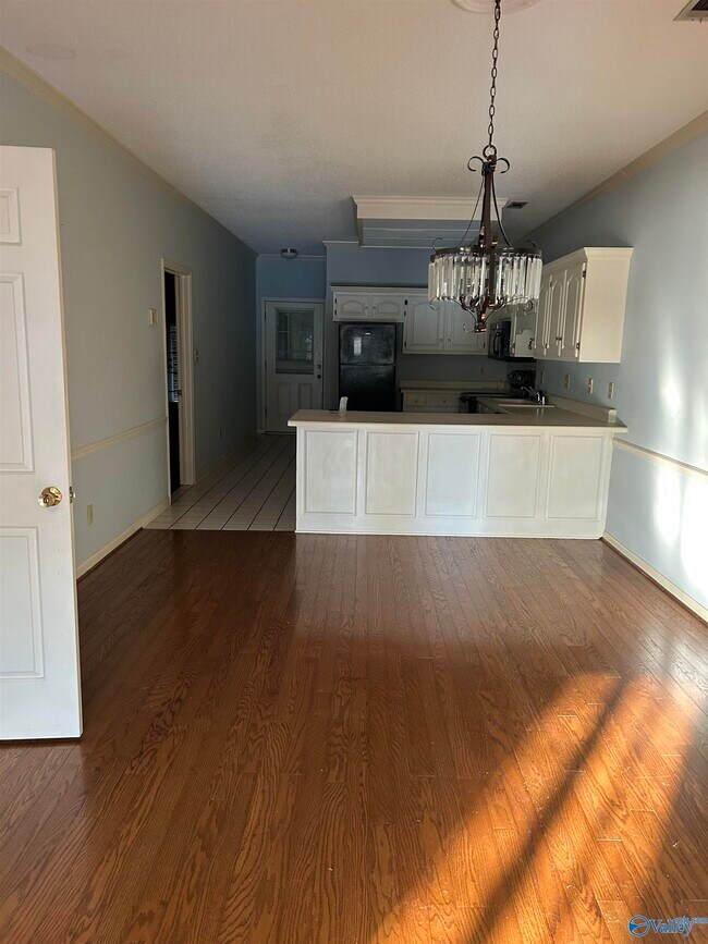 Photo - 1532 River Bend Pl SE