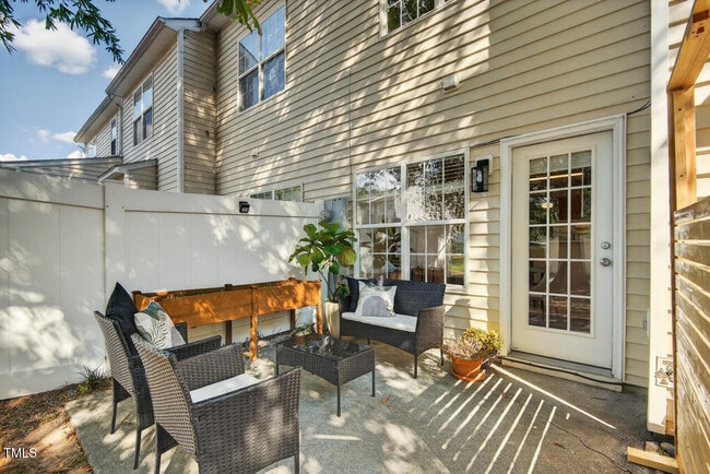 Photo - 3 Chownings St