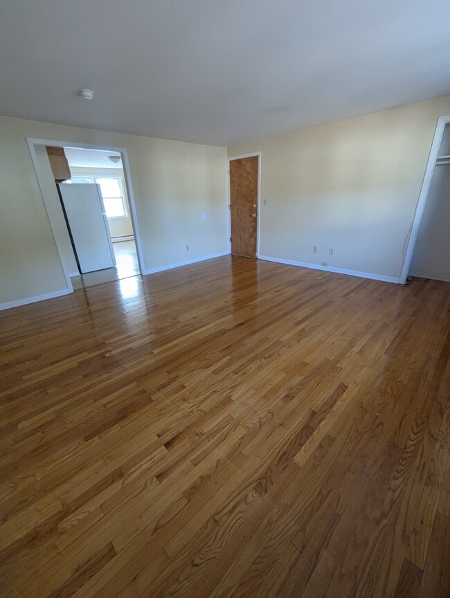 Photo - 101 Webb St Unit 4