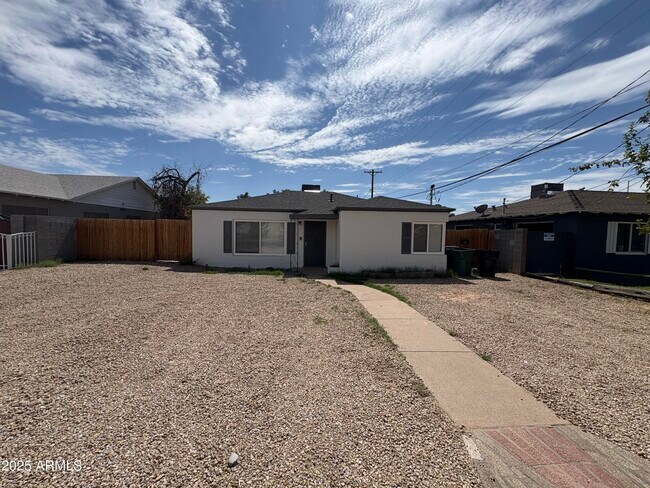 Building Photo - 645 E 1st Ave Rental