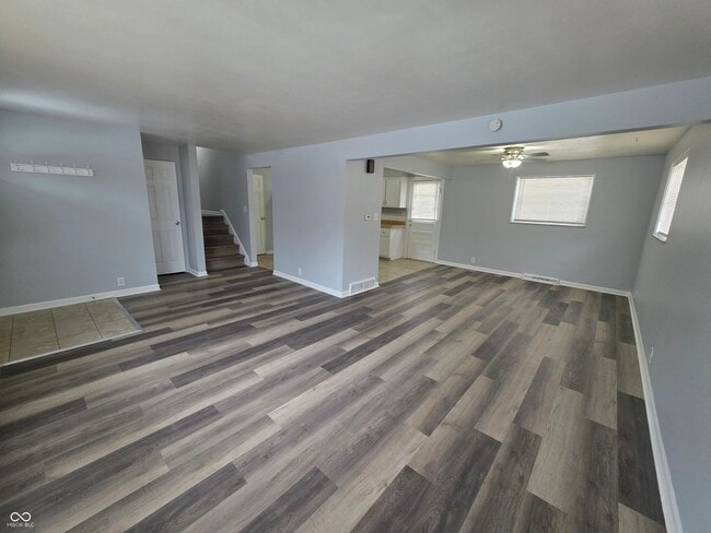 Photo - 10166 Southeastern Ave