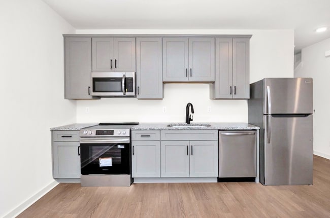 Brand new appliances! - 2510 Freeman Rd SW