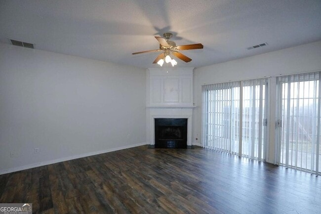 Photo - 4645 Valais Ct