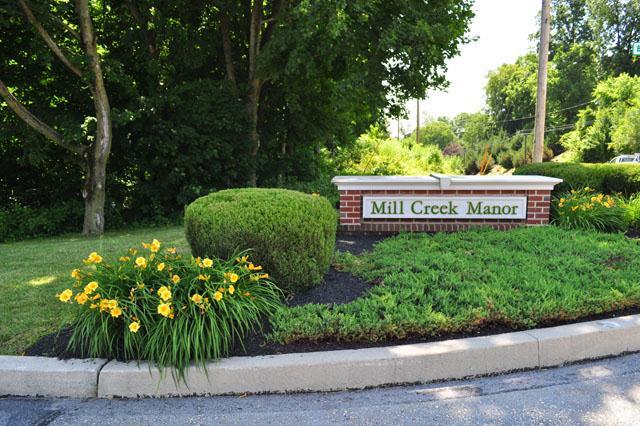 Community Entrance - Mill Creek Manor