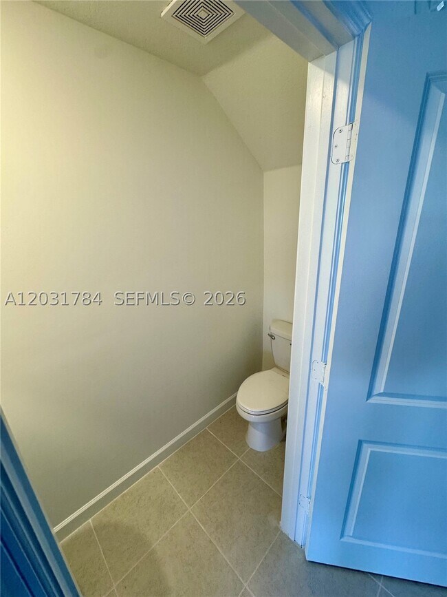 2655 SE 28th Dr