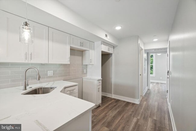 Building Photo - 2262 N 2nd St Unit 2