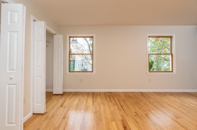 Photo - 325 Claremont Ave Unit 1