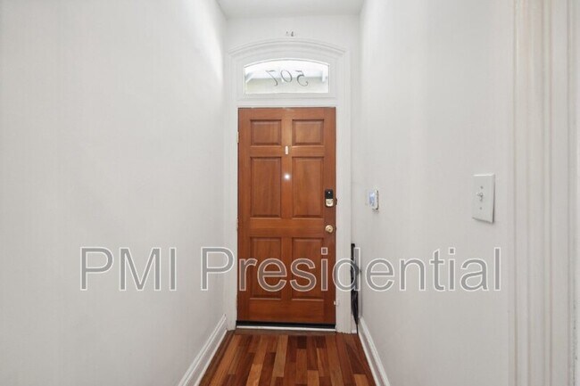 Photo - 507 N 1st St