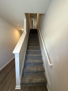 Photo - 144 Village Green Dr