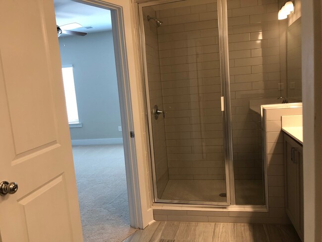 Photo - 3792 Oxford Cir