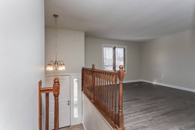 Photo - 1253 Advance Dr