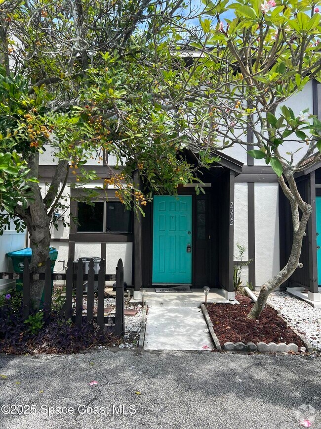 Building Photo - 7302 Poinsetta Ave Rental