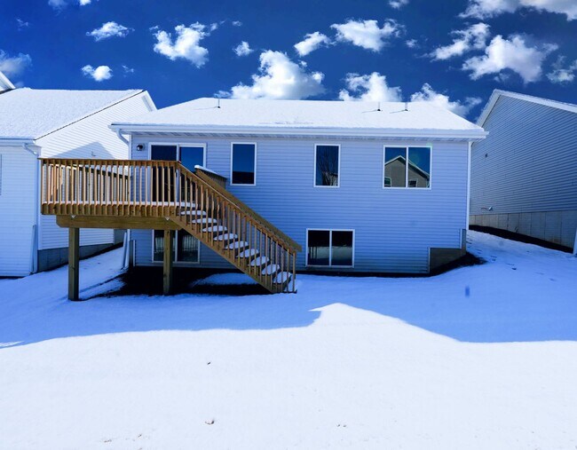 Photo - Beautiful 3 Bed Ranch Home w/ fully finish...