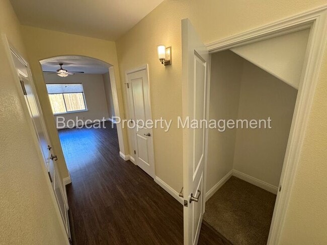 Photo - 1226 Saltern Dr