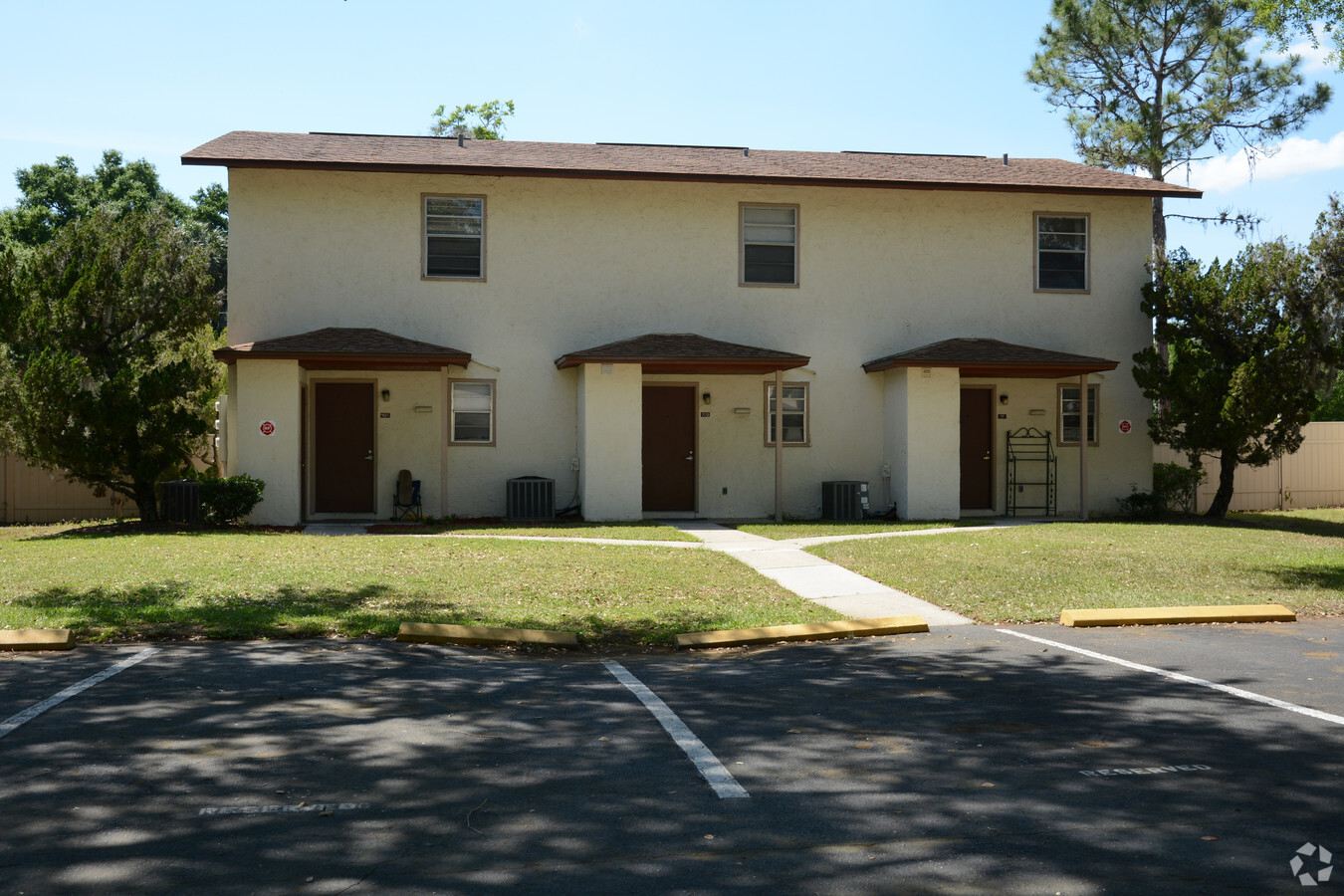 Colony West - Colony West Apartments