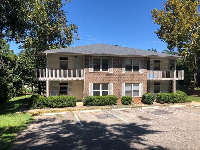 Building Photo - 2/2/ Walking Distance To Capital Regional ... Rental