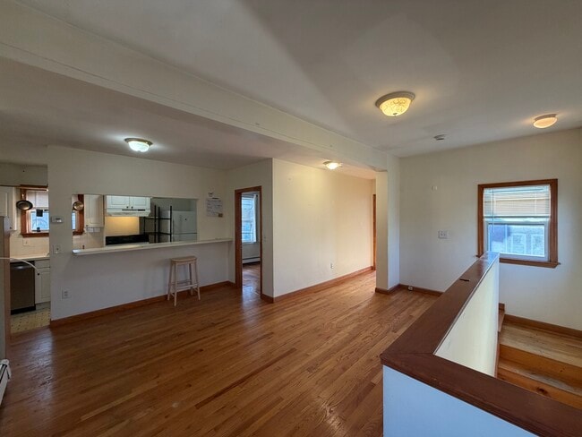 Building Photo - 68 Gore St Unit 3
