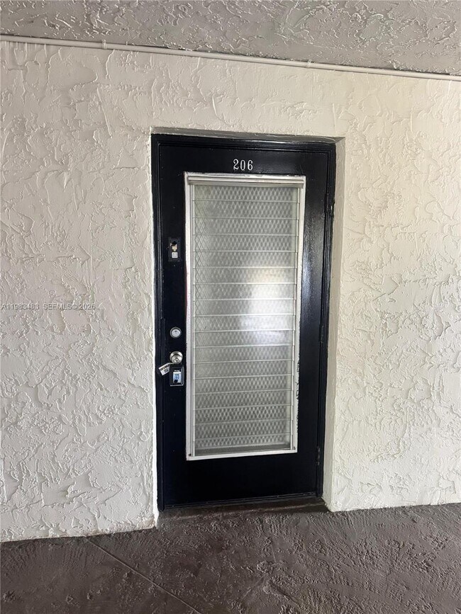 9400 Lime Bay Blvd Unit 206