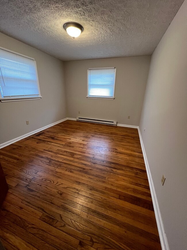 Photo - 1244 Crewdson Dr