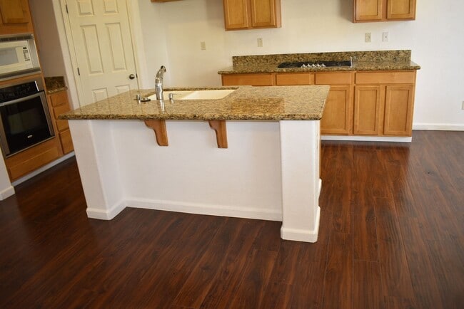 Photo - 2360 Lockton Dr