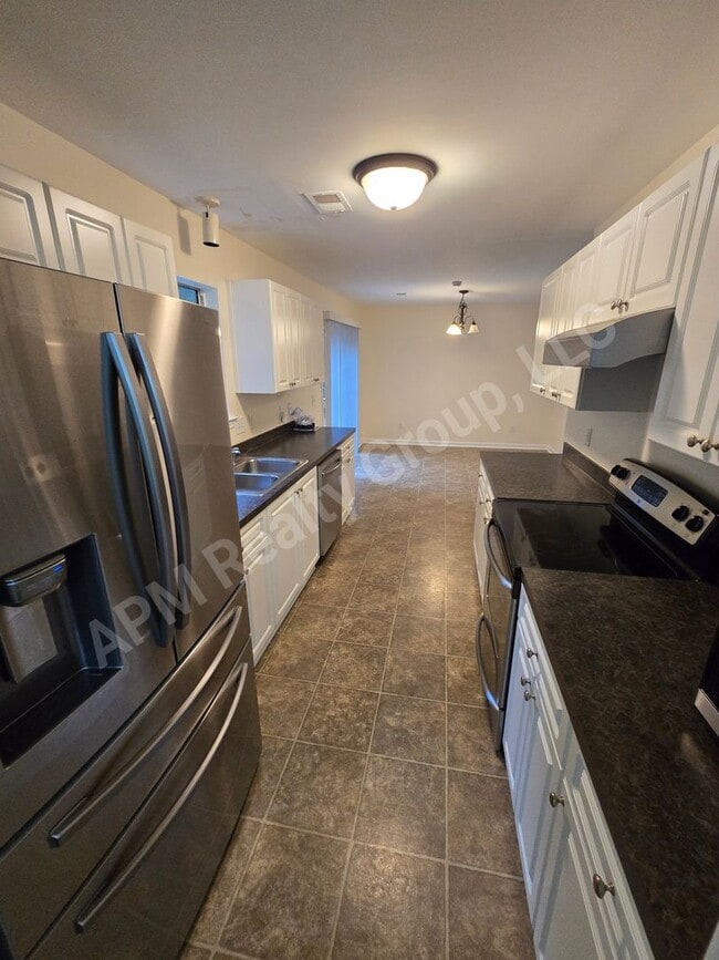 Photo - 212 Jasmine Pl Dr