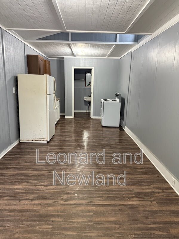 Photo - 908 Putnam Ave