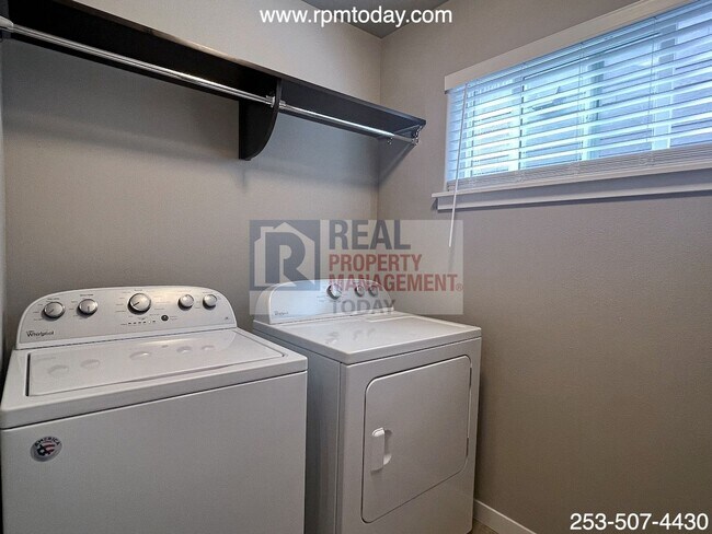 Photo - Vincent - 1539-1541 (Rainier Group) Unit 1541