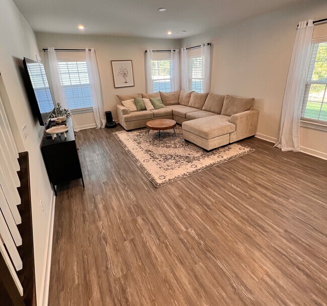 3436 Pepper Glendale Dr House House Rental in Murfreesboro, TN