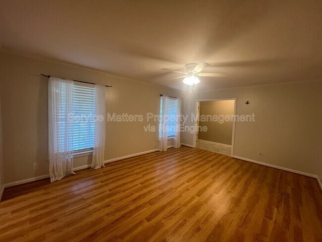 Photo - 1401 E 34th St