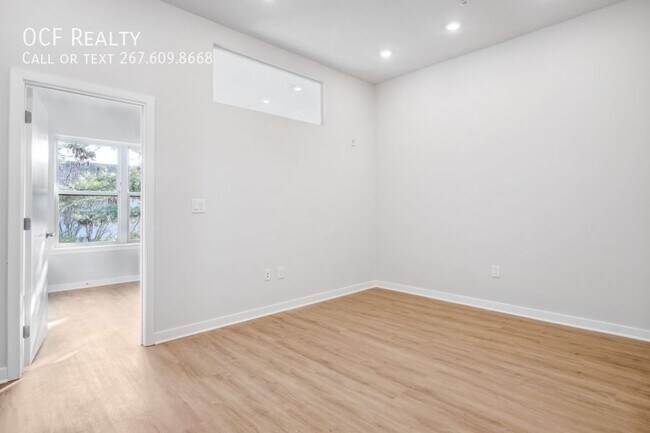 Photo - 1330 S Patton St Unidad 302