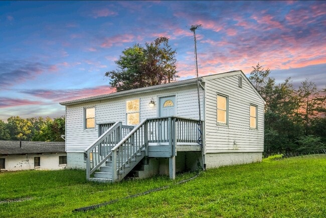 Building Photo - 8700 Robert E. Lee Drive Rental