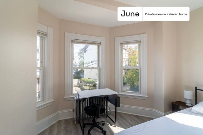 Photo - Room in Shared 7 bed/2 bath home Unidad C