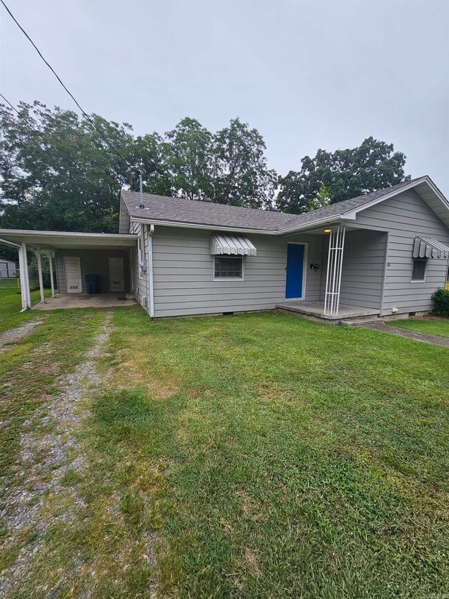 Building Photo - 919 Toler St Rental