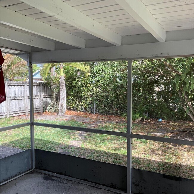 Photo - 9469 SW 53rd St