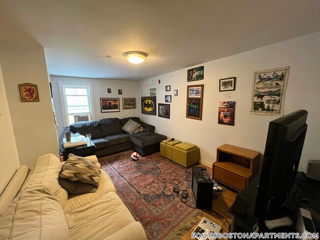 Photo - 266 Gold St Apartment Unit 1