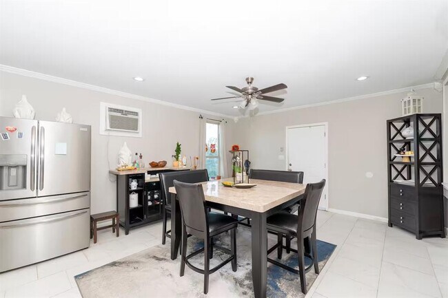 Photo - 105 Sunrise Dr