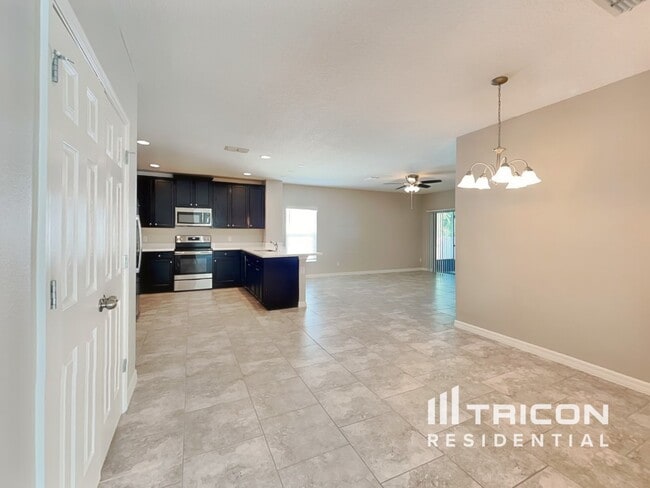 Photo - 34633 Salerno Cir