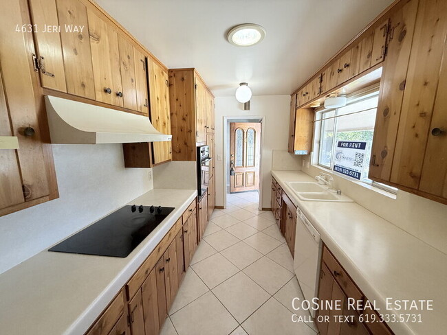 Photo - 4631 Jeri Way