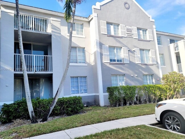 Building Photo - 11155 SW 5th Pl Unit 203