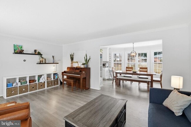 Photo - 2207 Victor Ct