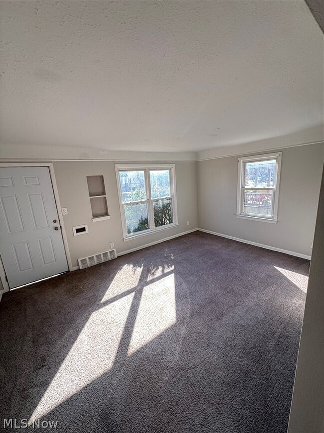 Photo - 892 E 139th St