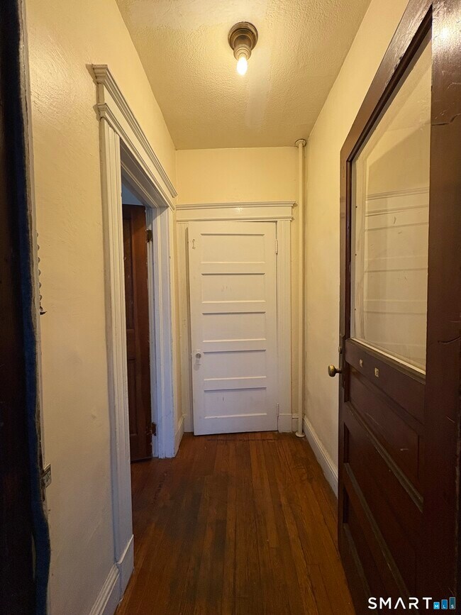 Photo - 787 Elm St Unidad 1