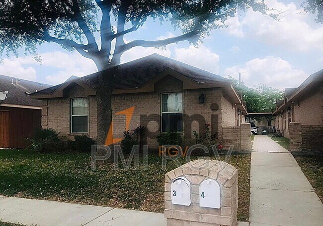 1105 S Palm Dr Unit 4