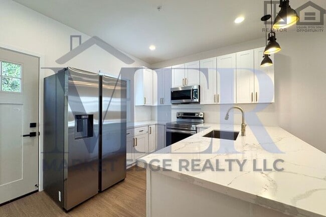 3Bed/2.5Bath House in Sedona! FIRST MONTH ... - 3Bed/2.5Bath House in Sedona! FIRST MONTH ...