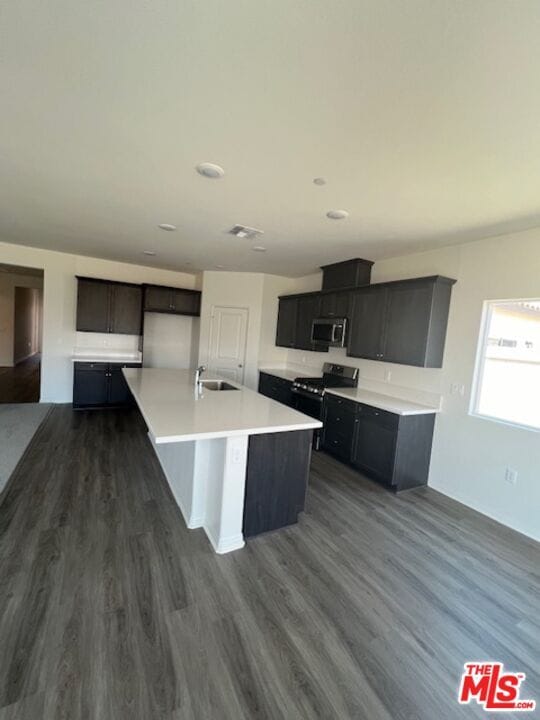 Photo - 7318 Chetco River St