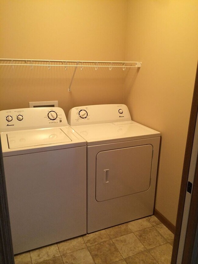 1519 1st Ave NE Unit 203