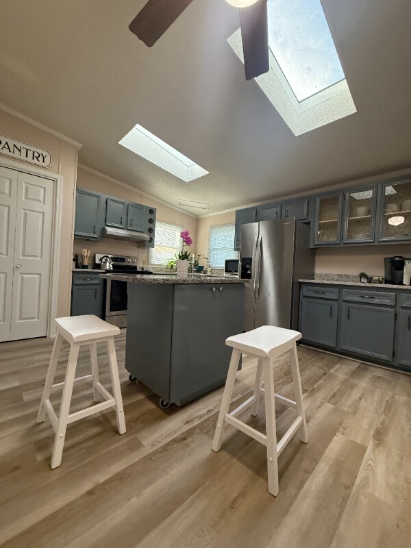 Photo - 234 Robbins Rd