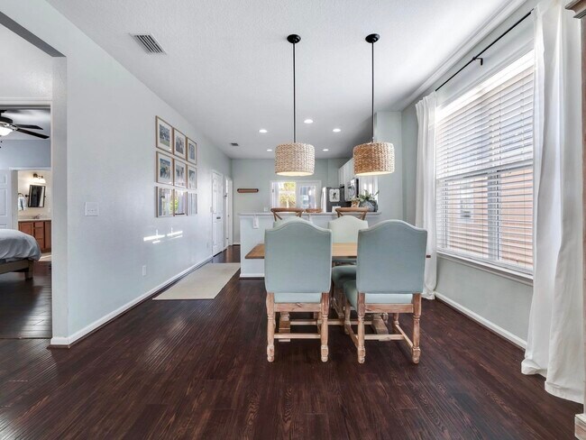 Photo - 2436 Rain Lily Way